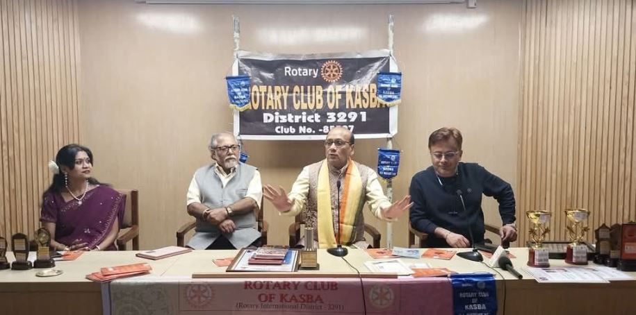 ডঃ এস. কে. আগরওয়ালকে স্বামী বিবেকানন্দ মেমোরিয়াল পিনাকল পুরস্কারে সম্মানিত!