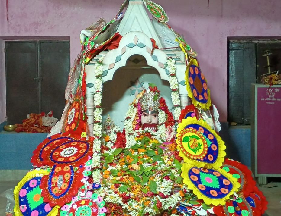 খড়গপুর-২ নং ব্লকের সানকৃষ্ণ পুরে অনুষ্ঠিত হলো বার্ষিক শীতলা মনসা পূজা ও মিলন মেলা!