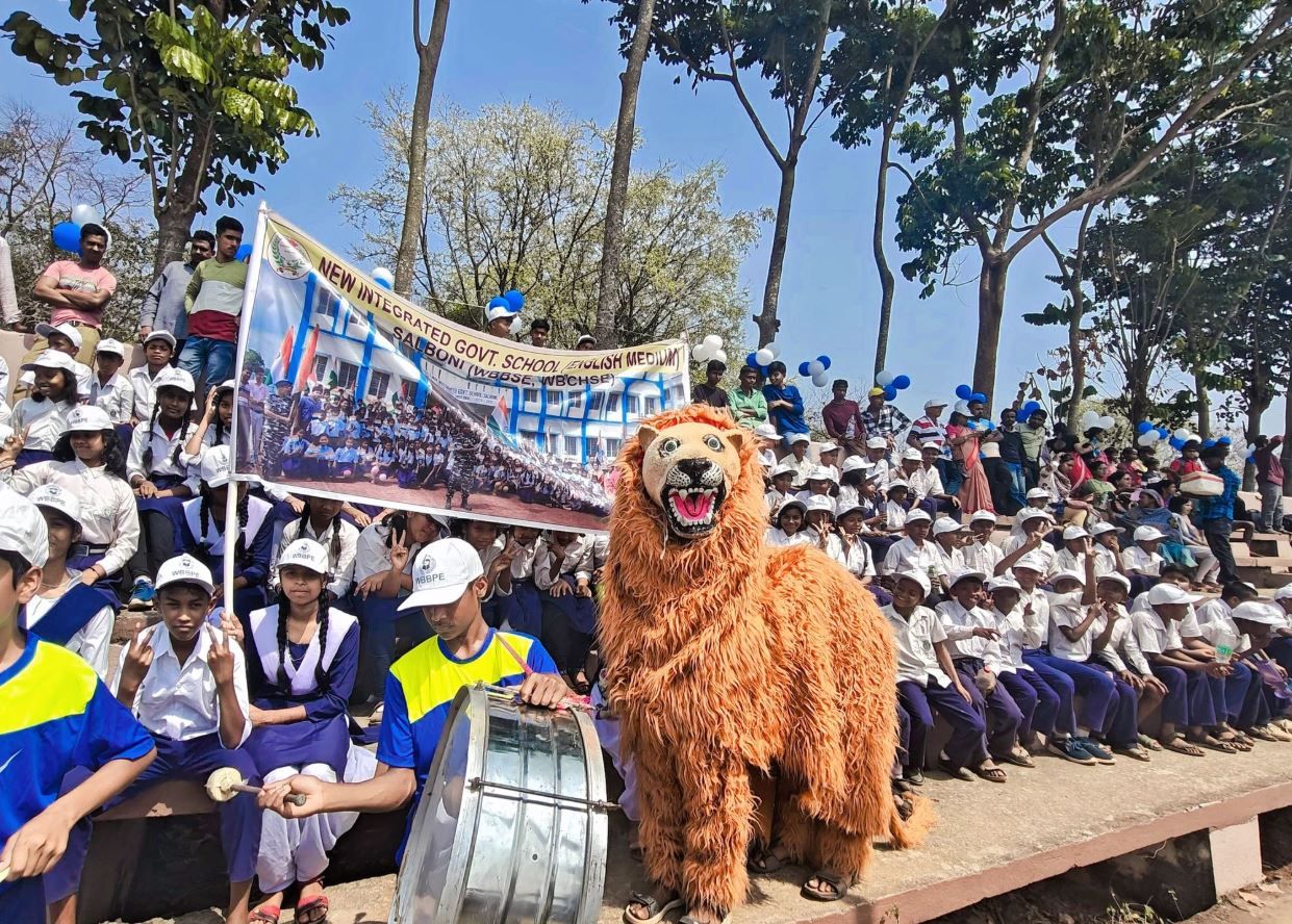 পশ্চিম মেদিনীপুরেরশালবনী স্টেডিয়ামে ৪০তম রাজ্য বার্ষিক ক্রীড়া প্রতিযোগিতার আসর বসেছে!