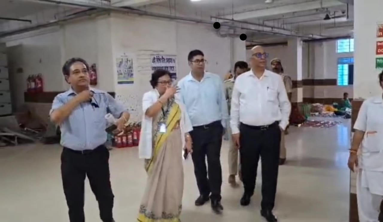 মেদিনীপুর মেডিকেল কলেজ হাসপাতালে পরিদর্শন করেন মুখ্য সচিব মনোজ পন্থ!