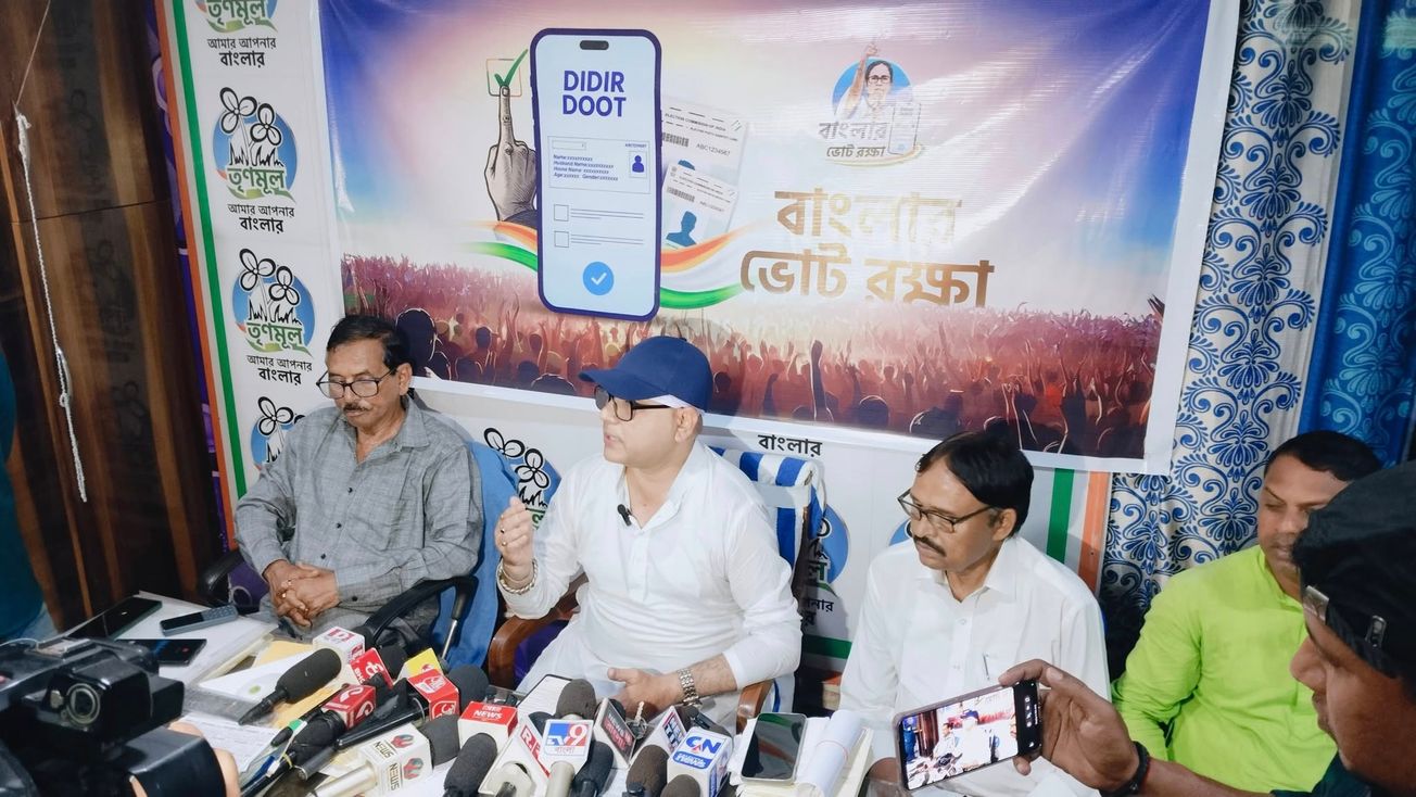 বৃহস্পতিবার মেদিনীপুর বিধানসভার বিধায়ক সুজয় হাজরা সাংবাদিক বৈঠক!