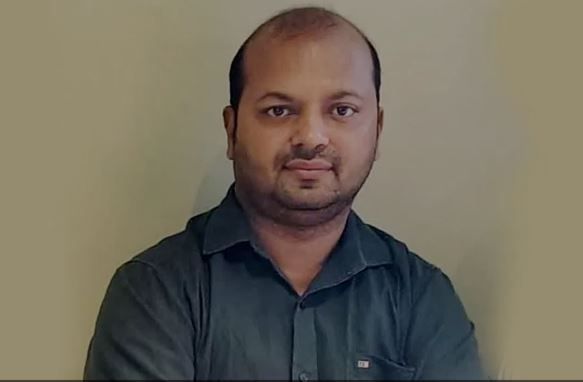 মঙ্গলবার কাশ্মীরের পহেলগামে জঙ্গিদের গুলিতে নিহত  হয়েছেন পুরুলিয়ার মণীশরঞ্জন মিশ্র!