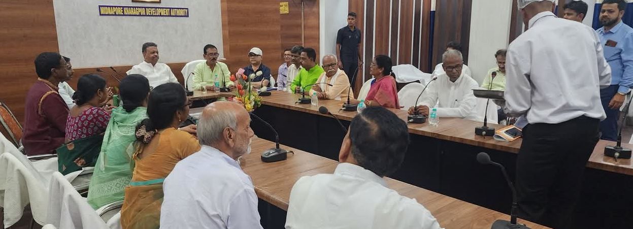 মেদিনীপুর জেলা পরিষদ ভবনে অনুষ্ঠিত হলো মেদিনীপুর-খড়গপুর উন্নয়ন পর্ষদ (MKDA) বৈঠক!