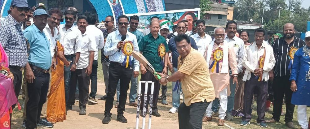 খড়গপুর শহরের গ্রীন অ্যাকাডেমি ক্লাবের উদ্যোগে মেগা ক্রিকেট টুর্নামেন্ট!