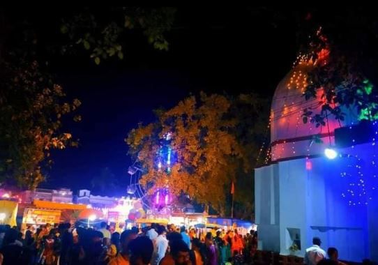 ঝাড়েশ্বর মন্দির  গাজন মেলা!