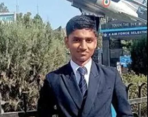 ন্যাশনাল ডিফেন্স অ্যাকাডেমি (NDA)-র প্রথম স্থান অধিকার করেছে বীরভূমের বোলপুরের বাসিন্দা ইমন ঘোষ!