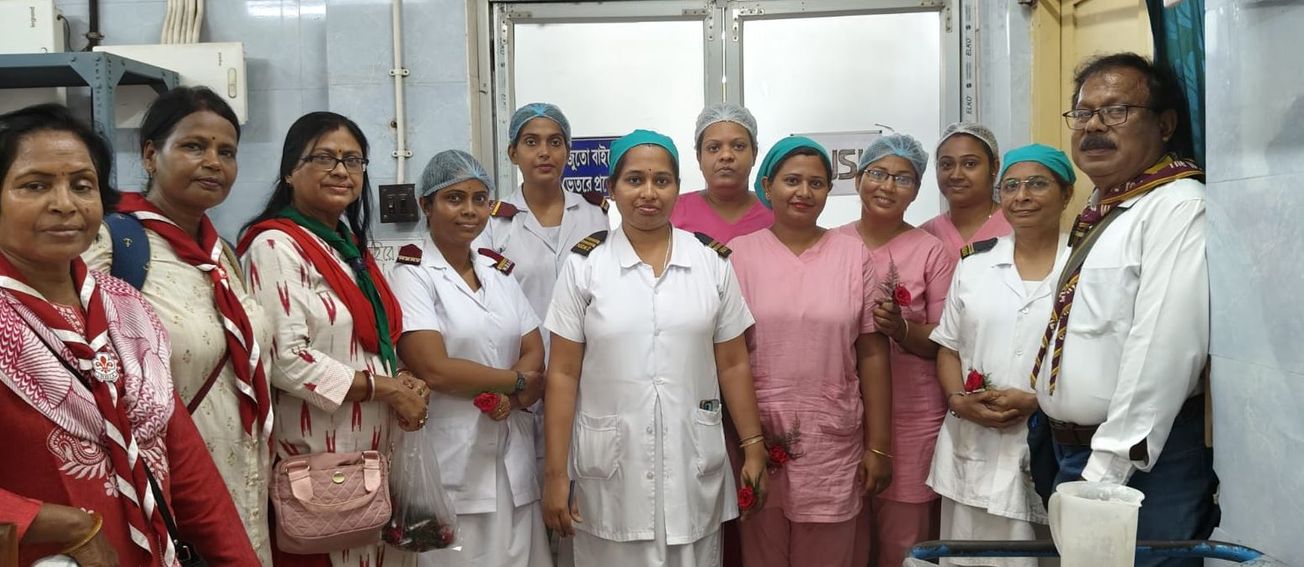 আন্তর্জাতিক নার্স দিবস পালিত হলো খড়গপুর মহকুমা হাসপাতাল ও রেলওয়ে হাসপাতালে!
