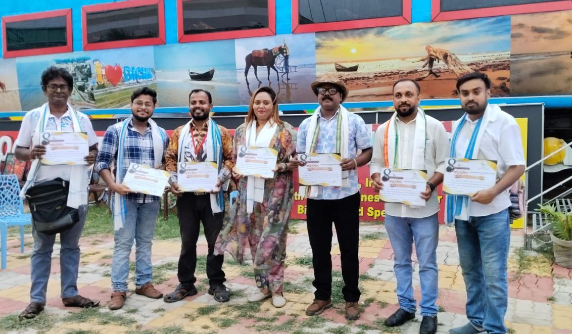 থার্ড আই আর্টিস্ট গ্রুপ উদ্যোগে পূর্ব মেদিনীপুরের দীঘাতে আর্ট ওয়ার্কশপ ও চিত্র প্রদর্শনী!