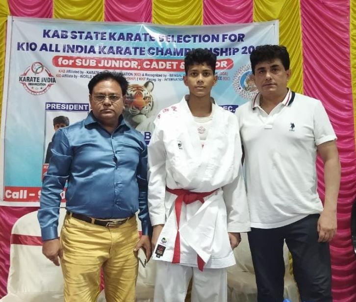 জাতীয় স্তরের ক্যারাটে প্রতিযোগিতার জন্য গঠিত বাংলা দলে সুযোগ পেলেন মেদিনীপুরের পাঁচজন!