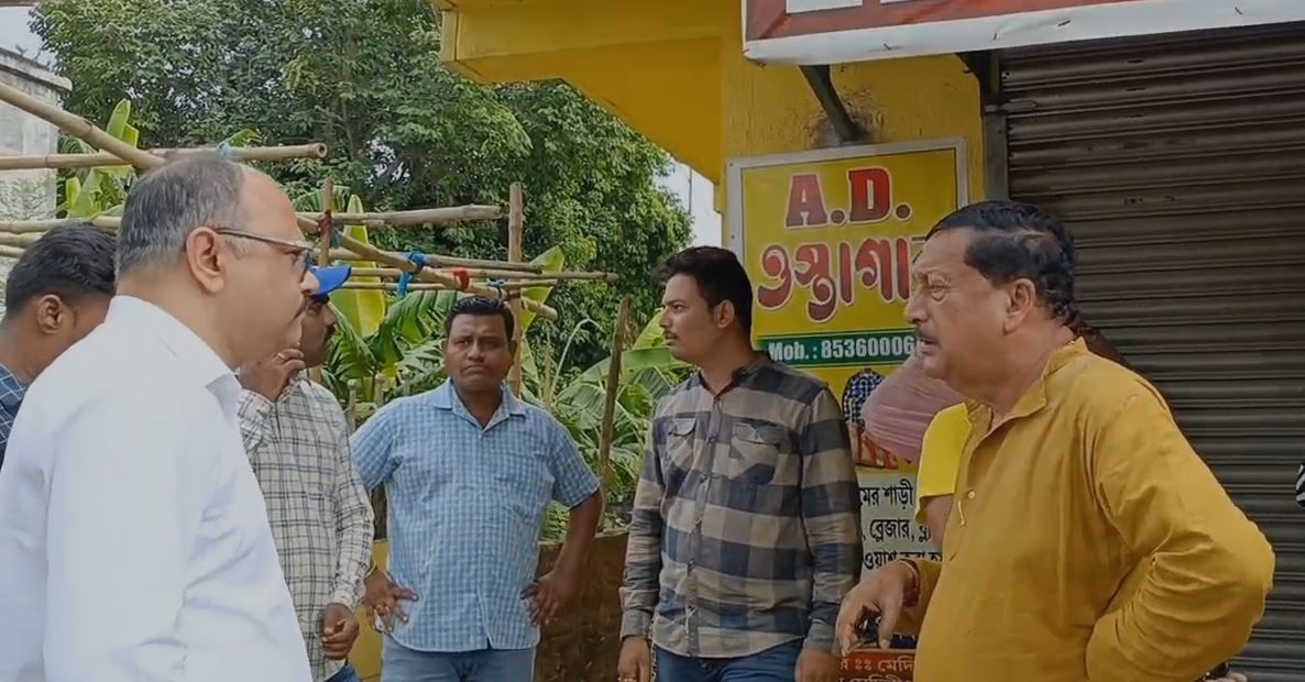 মেদিনীপুর শহরে মহাতাবপুর এলাকায় দিনে দুপুরে ছিনতাই!