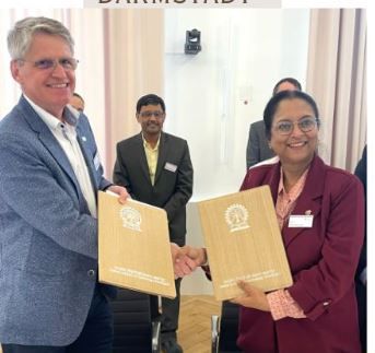 খড়গপুর আইআইটি এবং জার্মানির টেকনিশে ইউনিভার্সিটি ডার্মস্ট্যাডের সঙ্গে গবেষণা ও  উদ্ভাবনী সংক্রান্ত সহযোগিতা বাড়ানোর প্রয়াসে সমঝোতা স্মারক স্বাক্ষর হলো!