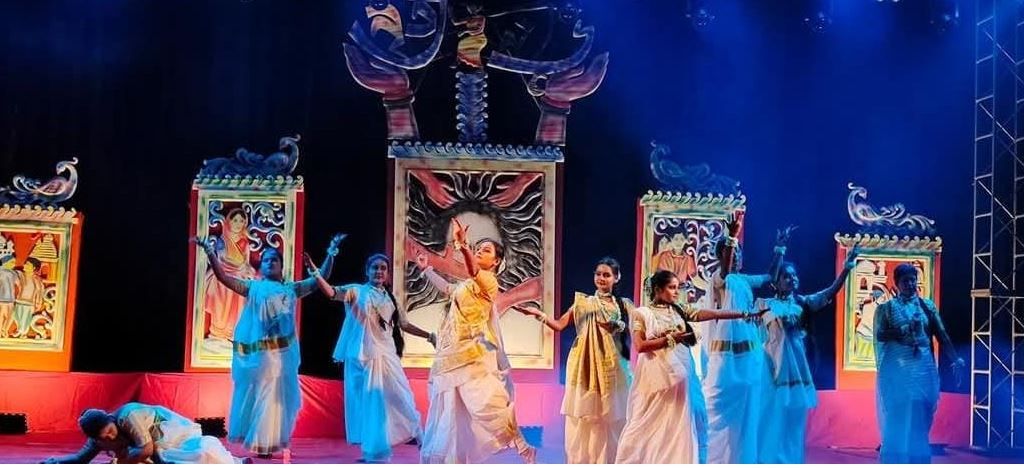 অনুষ্ঠিত হলো নৃত্যনীড়ের ত্রয়োদশ বার্ষিক সাংস্কৃতিক অনুষ্ঠান 'পদধ্বনি' ও রঙ পলাশের ছোঁয়া!