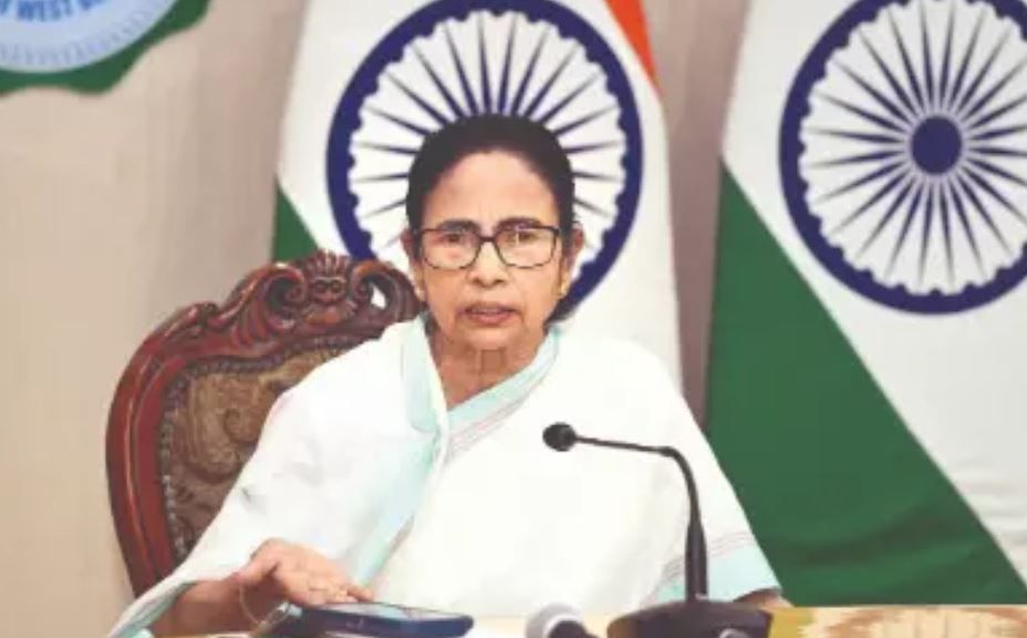 রাজ্য সরকারি কর্মীদের ছুটি বাতিলের নির্দেশ নবান্ন ,ভারত-পাক যুদ্ধের আবহে বড় সিদ্ধান্ত নিল !