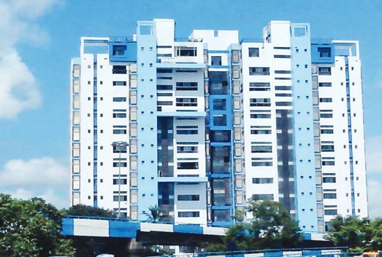 মুখ‍্যসচিব নির্দেশ  দিয়েছেন জেলাগুলিতে যাতে কোনও খাদ‍্য ঘাটতি না হয় আগামী তিন মাস!