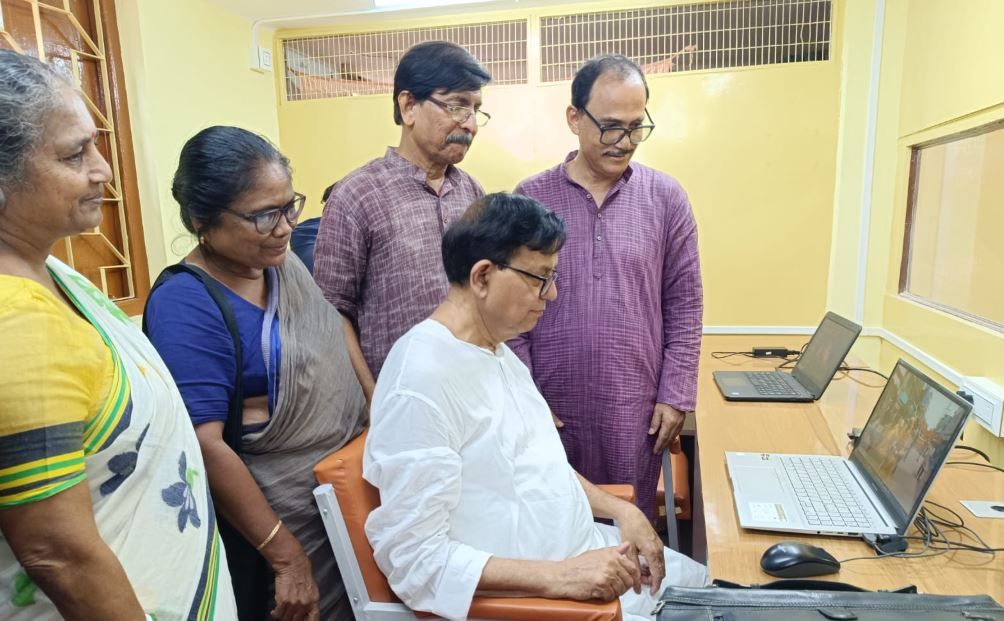 পশ্চিম মেদিনীপুর  সিপিআইএম জেলা কার্যালয়ে ডিজিটাল কর্নার উদ্বোধন করলেন মহম্মদ সেলিম!