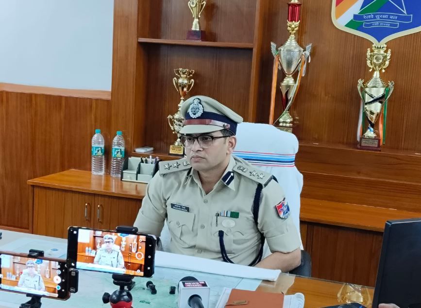 খড়গপুরে আর পি এফ -এ এলেন নতুন সিনিয়র ডিএসসি প্রকাশ পান্ডা!