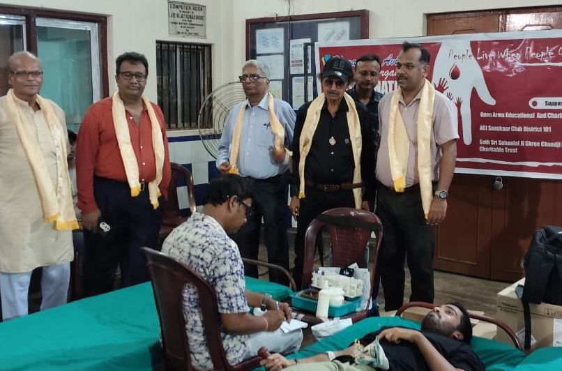 অ্যালায়েন্স ইন্টারন্যাশনাল সংস্কার ক্লাব ও  ওপেন আর্মস এডুকেশনাল অ্যান্ড চ্যারিটেবল ট্রাস্ট এর উদ্যোগে  ভবানীপুর অভিষেক রক্তদান শিবির!