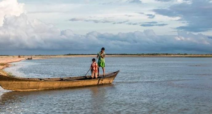 ঝাড়গ্রামের গোপীবল্লভপুর সুবর্ণরেখা নদীতে স্নান করতে নেমে নিখোঁজ কিশোর!