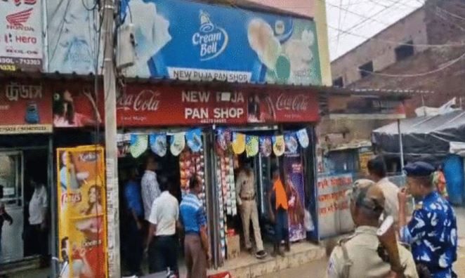 বিদেশি সিগারেট বিক্রির অভিযোগে আসানসোলের দোকানে অভিযান চালালো আসানসোল দুর্গাপুর পুলিশ !