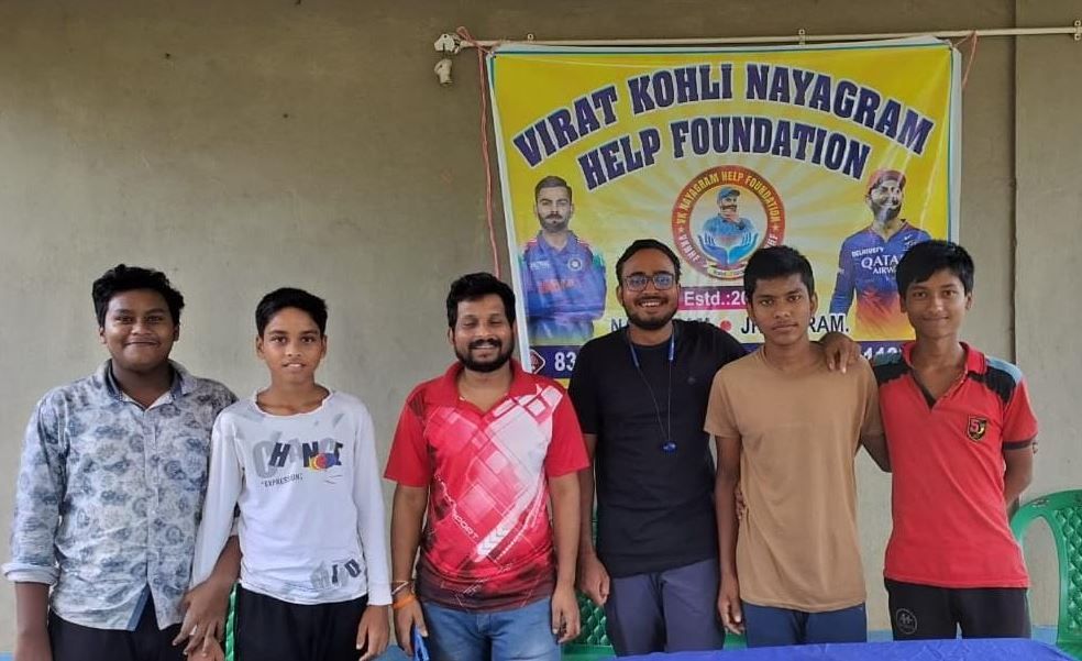 ক্রিকেট পাগল ও বিরাট কোহলির ভক্ত একদল ছাত্র মিলে যাত্রা শুরু করলো হেল্প ফাউন্ডেশন!