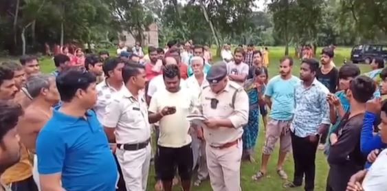 ঘাটালে দাসপুর থানার সাহাচক গ্রামে এক যুবকের ঝুলন্ত মৃতদেহ!