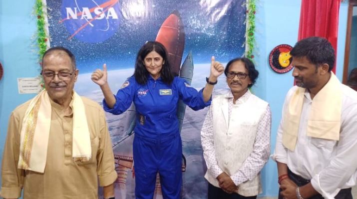 আসানসোলের সুশান্ত রায়ের মোমের সুনীতা উইলিয়ামস গড়ে চমক, উন্মোচনে মন্ত্রী ও জেলাশাসক!