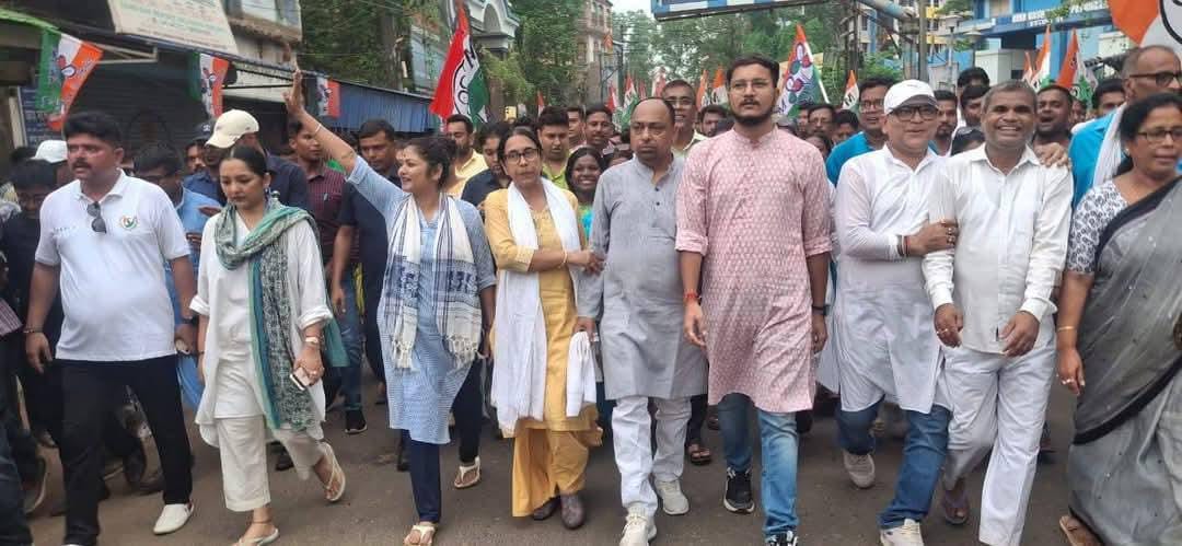 ২১শে জুলাইয়ের সমর্থনে মেদিনীপুর শহরে জনসভা!