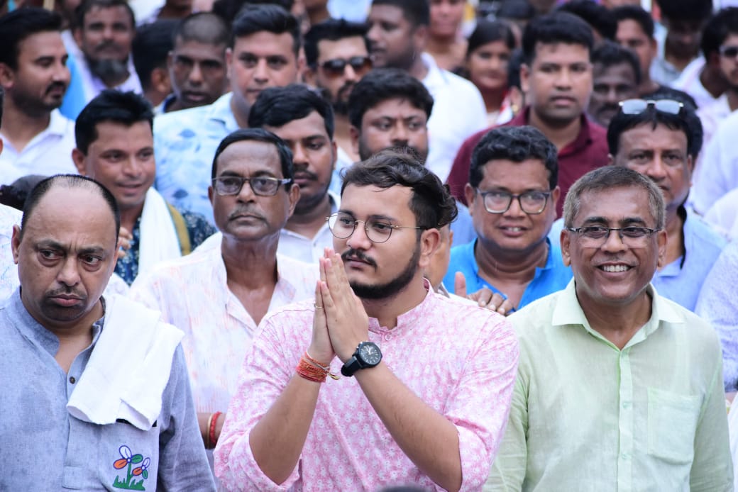 ২১শে জুলাই কে সামনে রেখে শনিবার মেদিনীপুর শহরে এলআইসি মোড়ে একুশে প্রস্তুতি সভা!