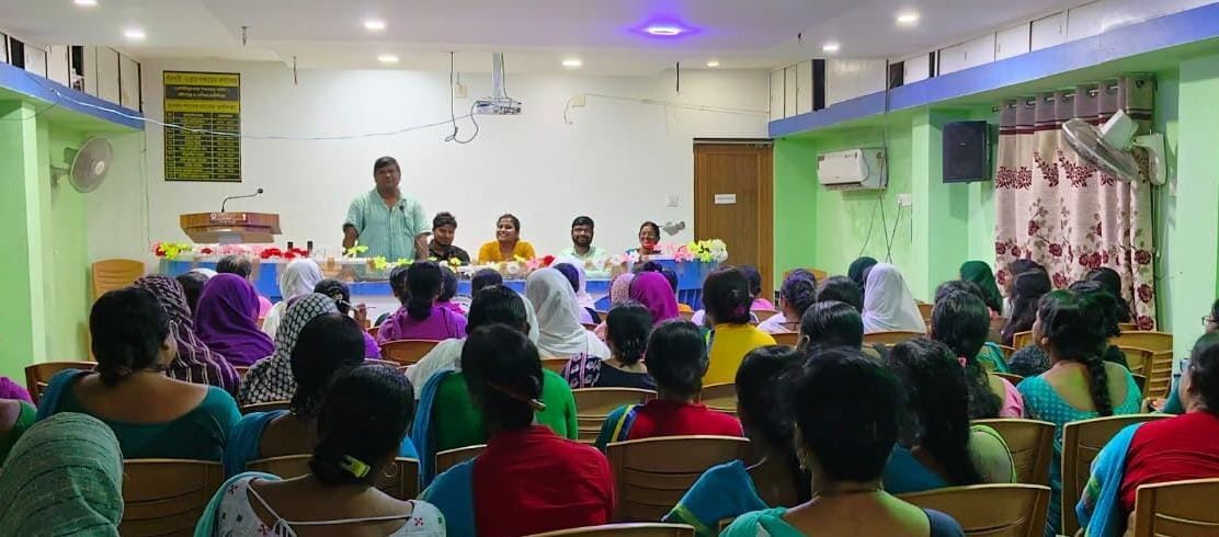 বাল্যবিবাহ ও কিশোরী কালীন মাতৃত্ব প্রতিরোধ বিষয়ক আলোচনা সভা!