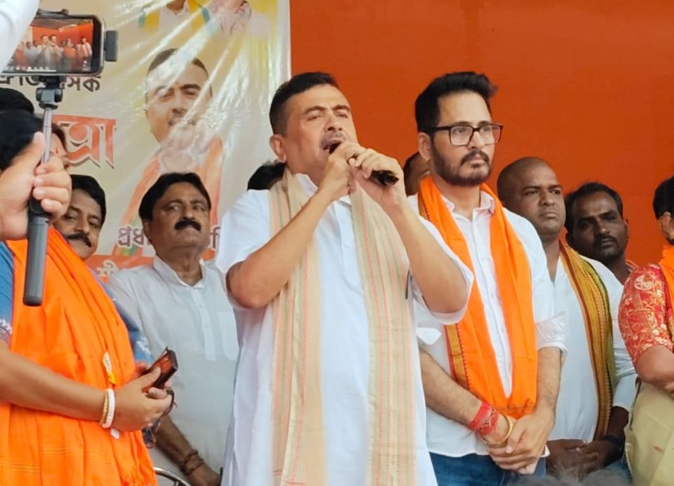 খড়্গপুরে প্রেম হরি ভবন প্রাঙ্গণ থেকে মালঞ্চ সেনচক পর্যন্ত   বিজেপির ‘কন্যা সুরক্ষা পদযাত্রা'!