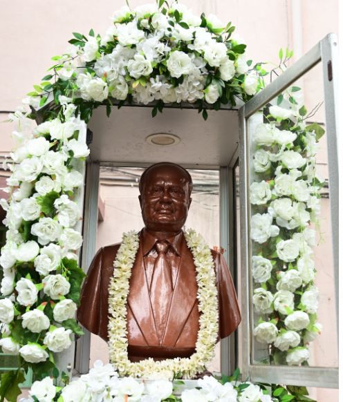 প্রাক্তন বিধায়ক ড.রজনী কান্ত দোলই-এর সপ্তম প্রয়াণ বার্ষিকী উদযাপন!