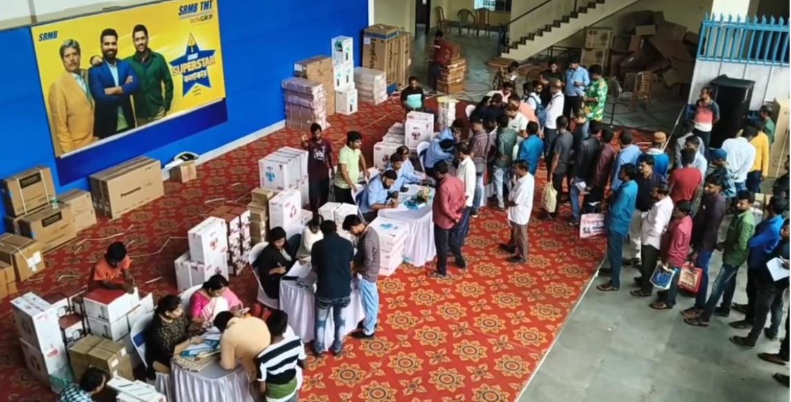 SRMB TMT বার-এর “সুপারস্টার কালাকার”মেগা রাজমিস্ত্রি সম্মেলন!