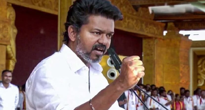 ফ্যাসিবাদী বিজেপির বিরুদ্ধে যুদ্ধ ঘোষণা করলেন দক্ষিণী সিনেমার অন্যতম জনপ্রিয় ও প্রভাবশালী অভিনেতা  থালাপতি বিজয়!