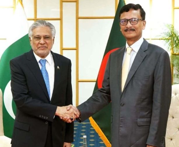 ১৯৭১-এর মুক্তিযুদ্ধ নিয়ে সফররত পাক বিদেশমন্ত্রীর বিবৃতি উড়িয়ে দিল ঢাকা!