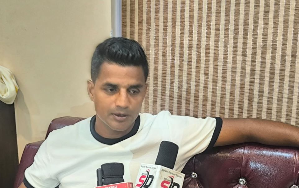 ঐতিহাসিক মেদিনীপুর শহরে এসেছিলেন ভারতের জাতীয় ফুটবল দলের প্রাক্তন তারকা ফুটবলার মেহতাব হোসেন!