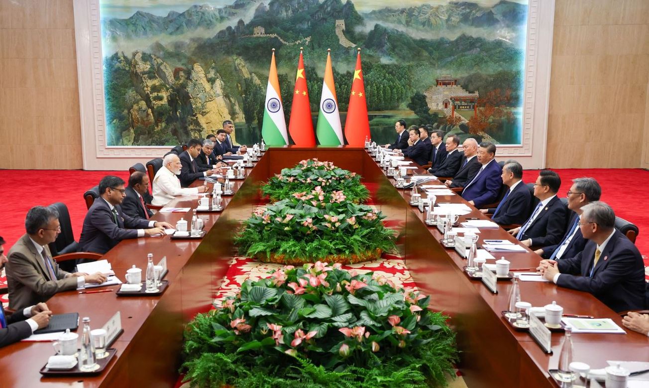 ভারত ও চিনের দ্বিপাক্ষিক সম্পর্কের ক্ষেত্রে নতুন মাত্রা,৫০ মিনিট ধরে বৈঠক মোদী-জিনপিংয়ের!