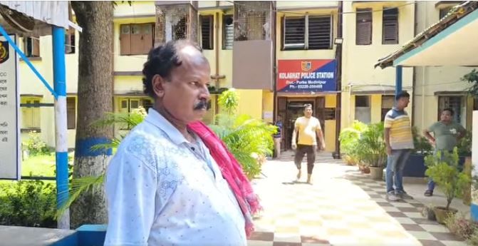 ব্যবসায়ীর চোখে লঙ্কার গুড়া ছিটিয়ে ৫ লক্ষ টাকা ছিনতাই!