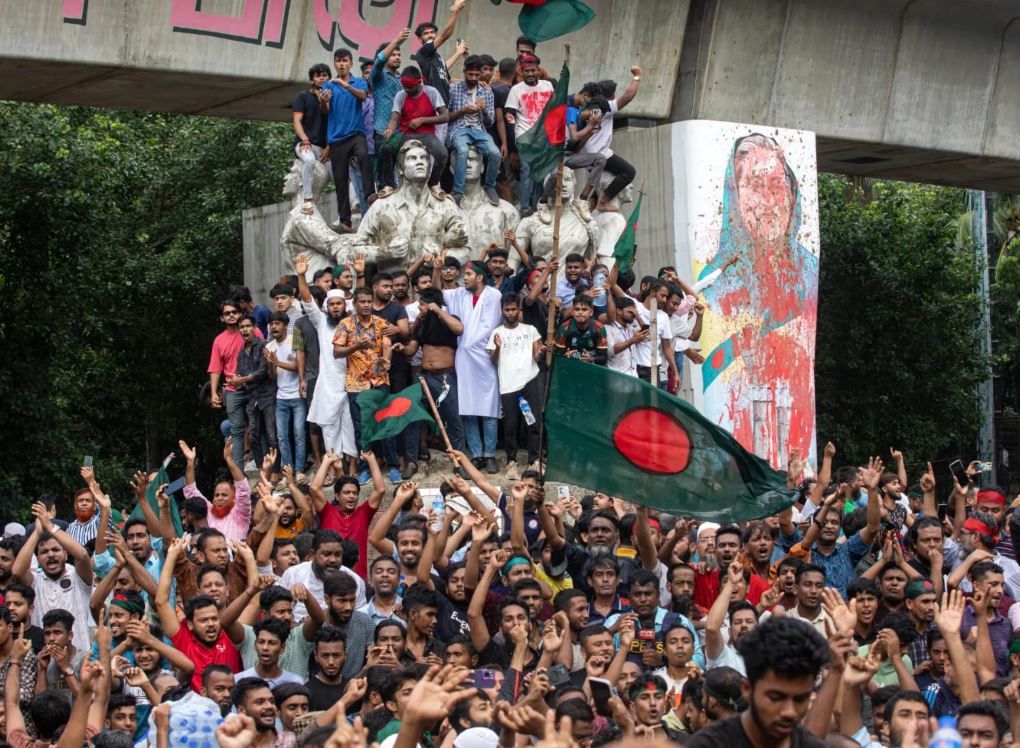 এক ব্যক্তি দু’বারের বেশি প্রধানমন্ত্রী নয়! স্বৈরশাসন রুখতে মত বাংলাদেশের ৮৯ শতাংশ মানুষের!