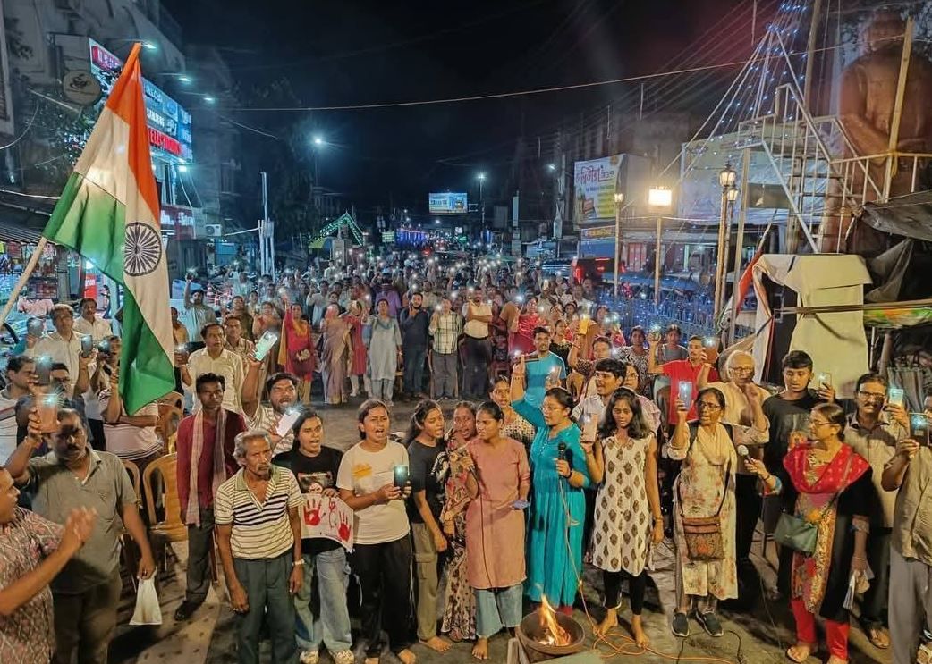 অভয়ার বিচারের দাবিতে প্রতিবাদ,বছর ঘুরলেও বিচার অধরা, ফের রাতদখল!