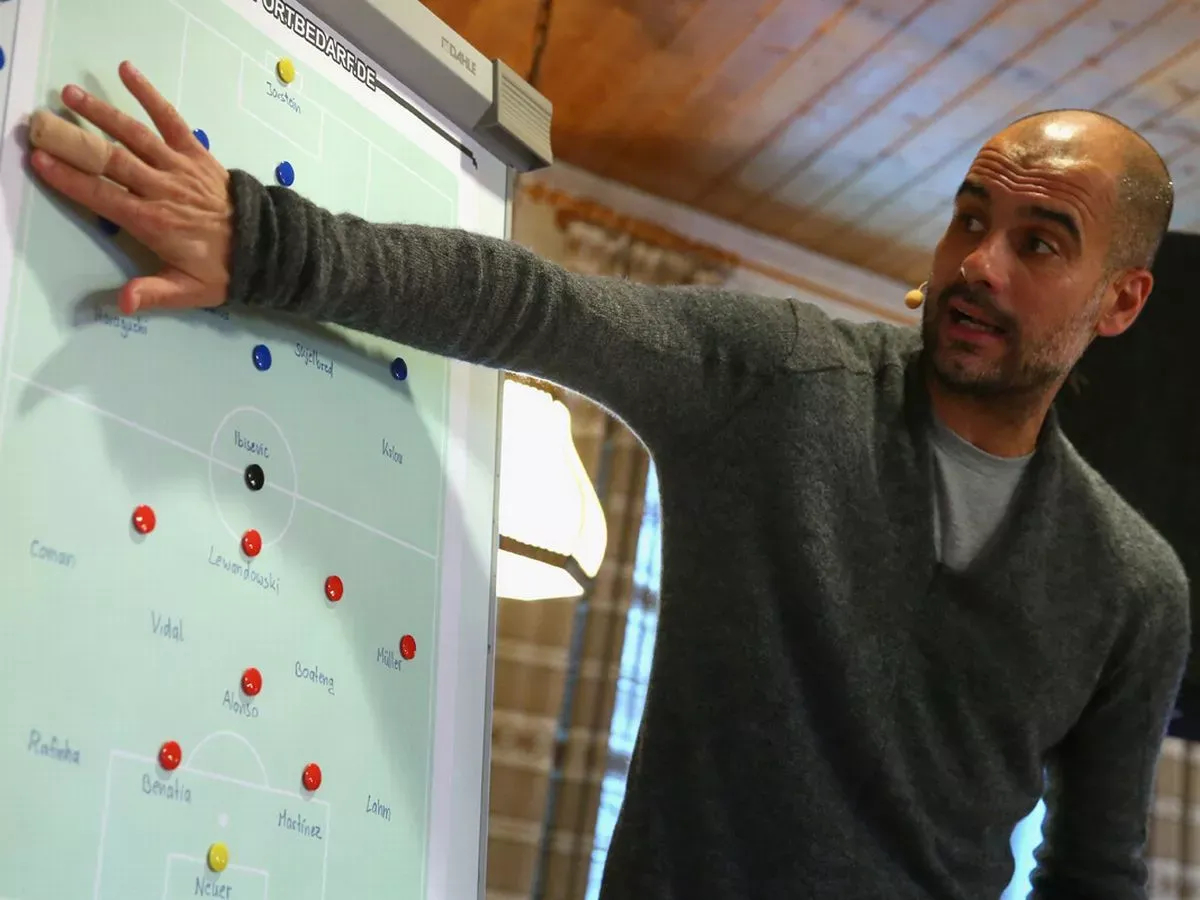 আধুনিক ফুটবলের নতুন ছক:পেপ গার্দিওলার ‘লাভলপিয়ানা মডেল’ এবার ভারতের দরজায়?