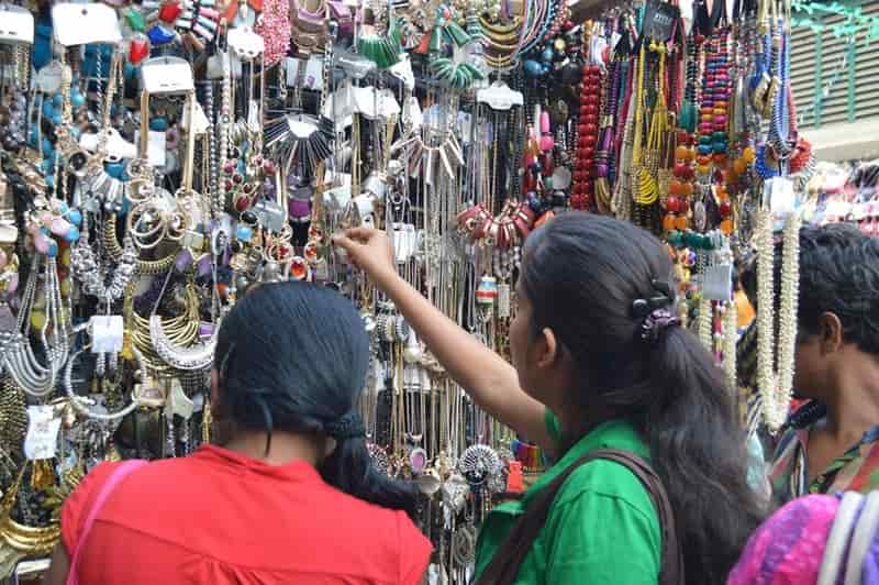 নতুন GST হার কার্যকর: সোমবার থেকে সস্তা বহু পণ্য, কিছু পণ্যের দামে ঊর্ধ্বগতি....