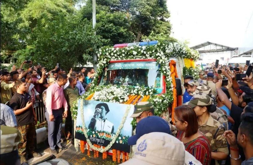 জুবিন গার্গকে শেষ শ্রদ্ধা,গোটা গুয়াহাটি স্তব্ধতা!