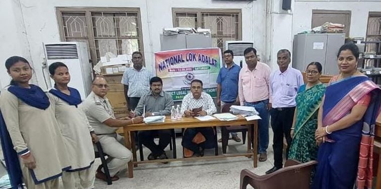 পশ্চিম মেদিনীপুর জেলায় অনুষ্ঠিত হলো জাতীয় লোক আদালত!