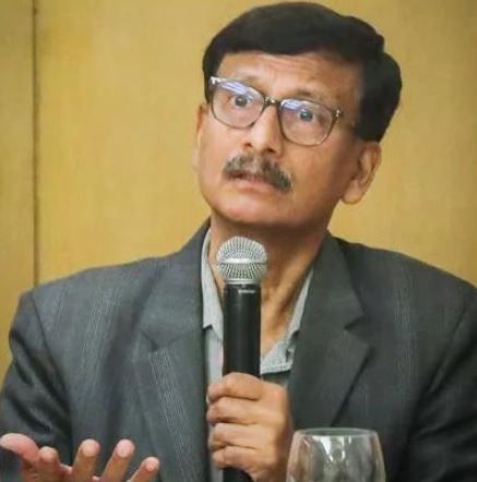 ভারত সফর থেকে ফেরার পরে নিজ দেশের সাংবাদিকদের তুলোধনা করলেনবাংলাদেশের বিদেশ উপদেষ্টা তৌহিদ হোসেন!