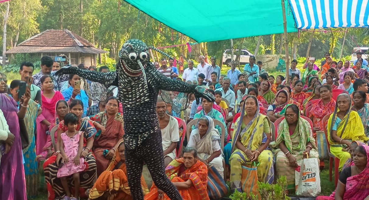 ঘাটাল মহকুমা প্রশাসনের উদ্যোগে ডেঙ্গু রুখতে সচেতনতা শিবির!