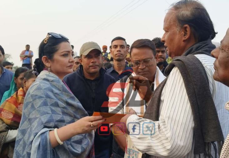 মেদিনীপুর লোকসভার অন্তর্গত নারায়ণগড় ও দাঁতন ১নং  ব্লকের তৃণমূল কংগ্রেস কার্যালয়ে 'বাংলার ভোট রক্ষা শিবির' পরিদর্শনে সাংসদ জুন মালিয়া!