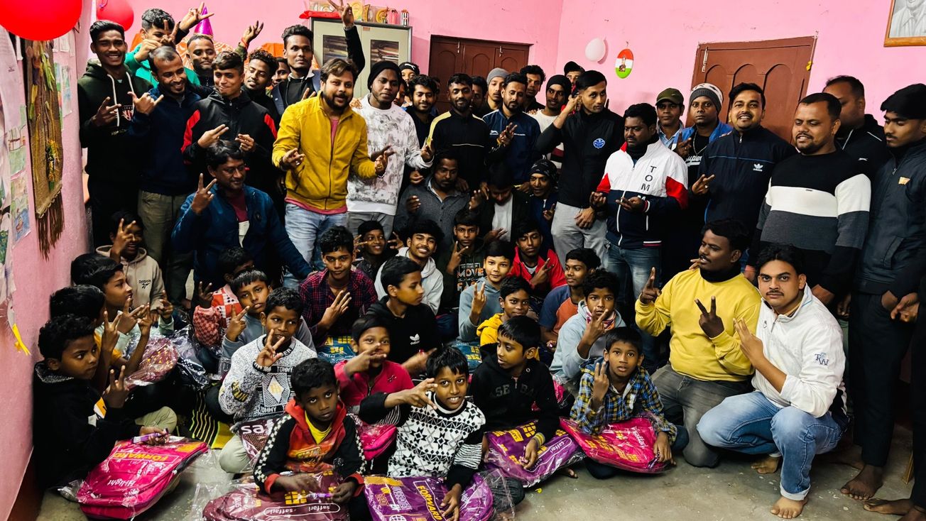 পশ্চিম মেদিনীপুরে SB XI টীমের উদ্যোগে শিশু দিবস পালিত হলো!