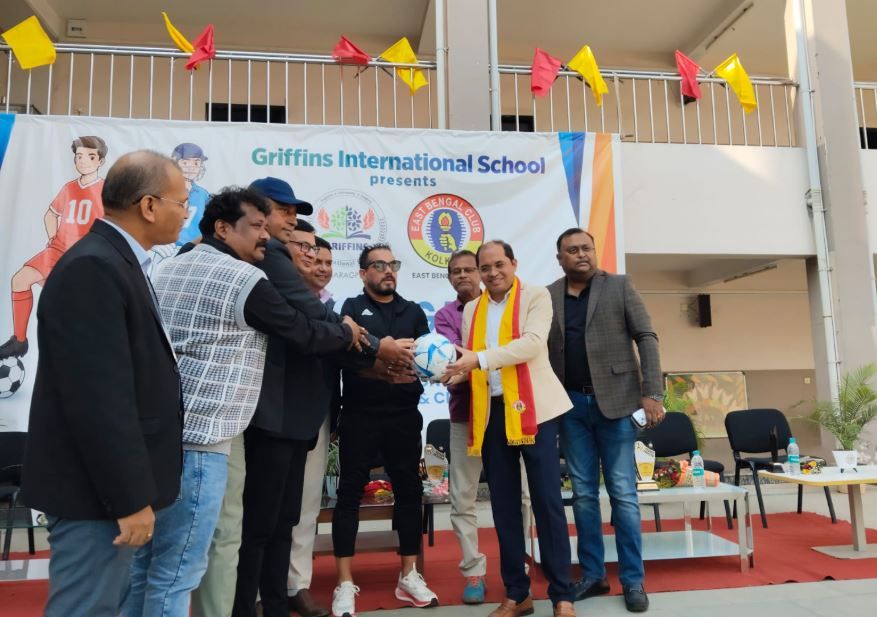 পশ্চিম মেদিনীপুর জেলার খড়গপুরের গ্রিফিনস ইন্টারন্যাশনাল স্কুলের সাথে ইস্টবেঙ্গলের ক্লাবের সমঝোতা চুক্তি স্বাক্ষর!