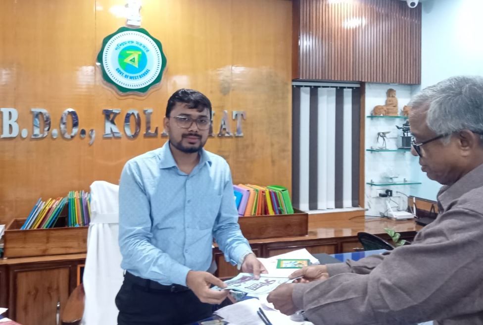 এস.আই.আর.এর ফর্ম পুরন ও জমা দেওয়ার বিষয়ে উদ্ভূত সমস্যা সমাধানে অবিলম্বে সর্বদলীয় মিটিং!