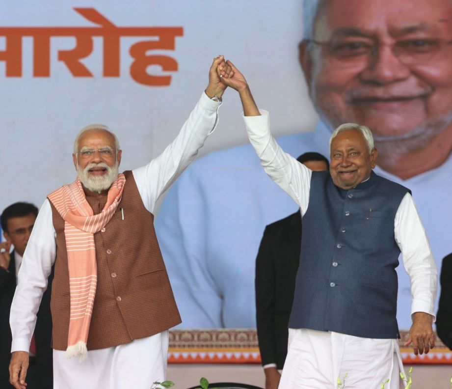 বিহারের রাজনীতিতে ফের ইতিহাস গড়লেন নীতীশ কুমার!